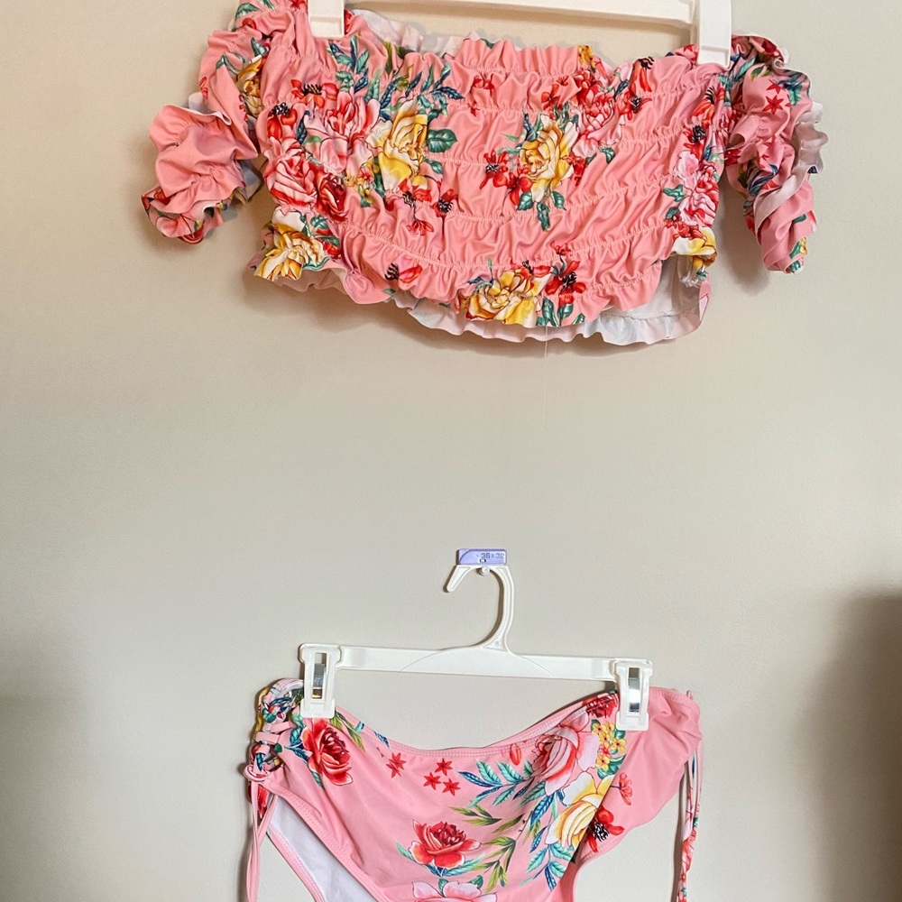 SHEIN- Plus Size Swimsuit